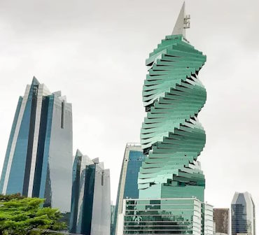 Spiraling skyscraper in Panama City